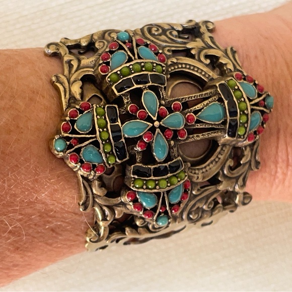 Cuff Bracelet - Picture 3 of 7